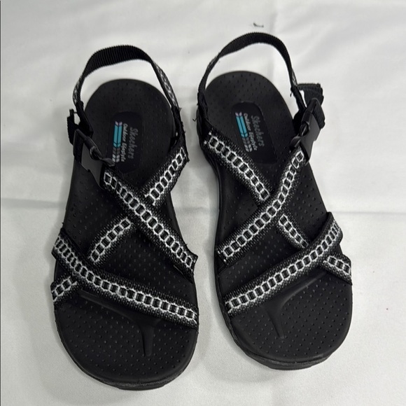 Skechers Black Sandals with‎ Metallic Accents - Picture 2 of 7
